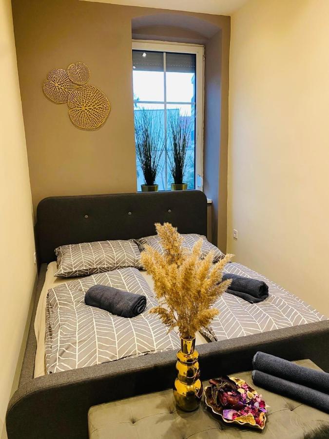 Delux Home City Center - Szeged Ngoại thất bức ảnh