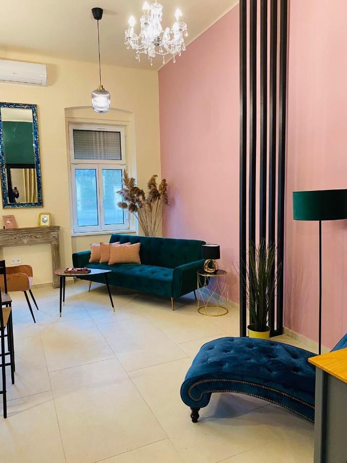 Delux Home City Center - Szeged Ngoại thất bức ảnh