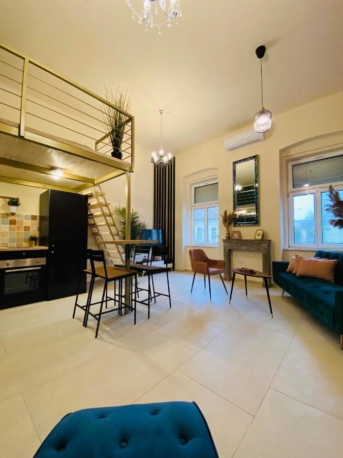 Delux Home City Center - Szeged Ngoại thất bức ảnh