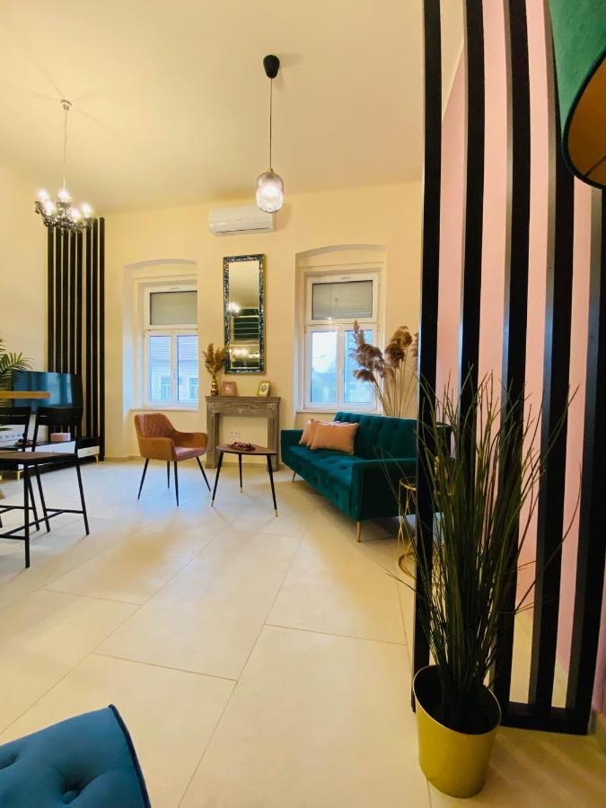 Delux Home City Center - Szeged Ngoại thất bức ảnh